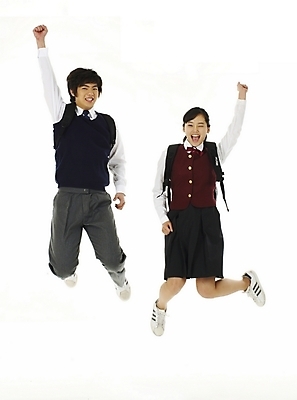 포토 JPG 스튜디오촬영 전신 학생 여학생 여자 교육 남자 교복 남학생 포즈 가방 배낭 청소년 고등학생 책가방 누끼 사람 두명 10대 친구 스쿨라이프 점프 만세 한국인 십대만 국내포토 라이프스타일 잡화 옷 학교 관계 모션 실내 동양인 파일형식
