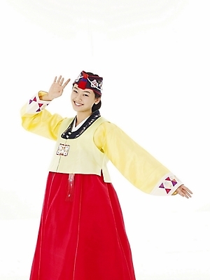 포토 JPG 스튜디오촬영 한국전통 전통 여학생 여자 명절 포즈 부분 청소년 한명 누끼 사람 손짓 상반신 10대 한국인 춤 전통의상 한복 여자만 여자한명만 십대만 십대여자만 십대여자한명만 국내포토 1 학생 기념일 모션 문화예술 한국 실내 동양인 파일형식