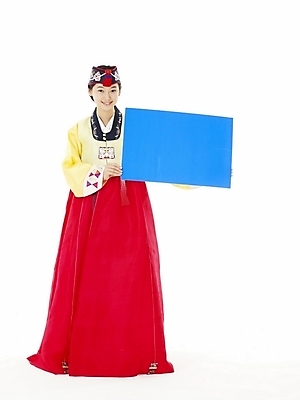 포토 JPG 스튜디오촬영 전신 한국전통 전통 여학생 여자 명절 포즈 청소년 안내 한명 누끼 사람 10대 한국인 전통의상 한복 알림 여자만 여자한명만 십대만 십대여자만 십대여자한명만 국내포토 1 학생 기념일 한국 실내 동양인 파일형식