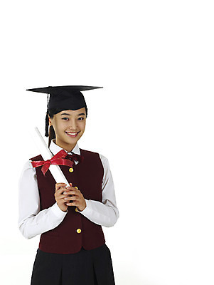 포토 JPG 스튜디오촬영 학생 여학생 여자 교육 교복 학사모 졸업 부분 청소년 고등학생 한명 누끼 사람 이벤트 상반신 10대 스쿨라이프 한국인 졸업장 여자만 여자한명만 십대만 십대여자만 십대여자한명만 국내포토 모자_잡화 1 라이프스타일 옷 학교 실내 동양인 파일형식