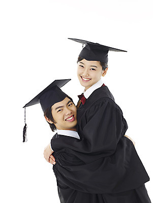 포토 JPG 스튜디오촬영 학생 커플 여학생 여자 교육 남자 남학생 학사모 졸업 부분 고등학생 사랑 누끼 사람 이벤트 상반신 두명 10대 친구 스쿨라이프 한국인 졸업가운 십대만 국내포토 모자_잡화 라이프스타일 감정 학교 관계 청소년 실내 동양인 가운 파일형식