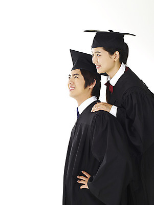 포토 JPG 스튜디오촬영 학생 커플 여학생 여자 교육 남자 남학생 학사모 졸업 부분 고등학생 사랑 사람 이벤트 상반신 두명 10대 친구 스쿨라이프 한국인 졸업가운 십대만 국내포토 모자_잡화 라이프스타일 감정 학교 관계 청소년 실내 동양인 가운 파일형식