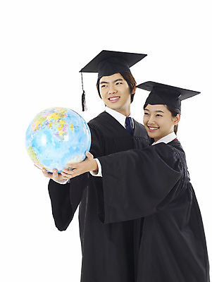 포토 JPG 스튜디오촬영 학생 여학생 여자 교육 남자 남학생 학사모 졸업 부분 고등학생 누끼 사람 이벤트 상반신 두명 10대 친구 지구본 스쿨라이프 한국인 졸업가운 십대만 국내포토 모자_잡화 라이프스타일 학교 관계 청소년 실내 동양인 가운 파일형식