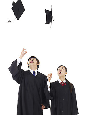 포토 JPG 스튜디오촬영 학생 여학생 여자 교육 남자 남학생 학사모 졸업 부분 고등학생 누끼 사람 이벤트 상반신 두명 10대 친구 스쿨라이프 한국인 졸업가운 십대만 국내포토 모자_잡화 라이프스타일 학교 관계 청소년 실내 동양인 가운 파일형식