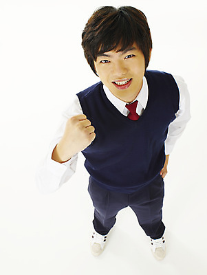 포토 JPG 스튜디오촬영 전신 학생 교육 남자 교복 남학생 포즈 청소년 고등학생 한명 서기 미소 웃음 누끼 사람 손짓 10대 하이앵글 스쿨라이프 주먹 한국인 남자만 남자한명만 십대만 십대남자만 십대남자한명만 국내포토 1 라이프스타일 옷 뷰포인트 학교 모션 실내 표정 동양인 파일형식