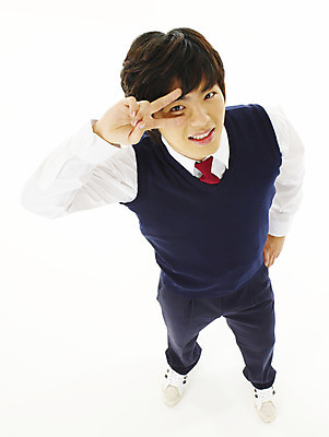 포토 JPG 스튜디오촬영 전신 학생 교육 남자 교복 남학생 포즈 청소년 고등학생 윙크 한명 서기 미소 웃음 누끼 사람 손짓 10대 하이앵글 스쿨라이프 한국인 남자만 남자한명만 십대만 십대남자만 십대남자한명만 국내포토 1 라이프스타일 옷 뷰포인트 학교 모션 실내 표정 동양인 파일형식