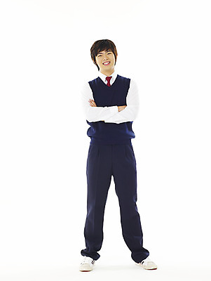 포토 JPG 스튜디오촬영 전신 학생 교육 남자 교복 남학생 포즈 청소년 고등학생 한명 서기 미소 웃음 누끼 사람 10대 스쿨라이프 팔짱 한국인 남자만 남자한명만 십대만 십대남자만 십대남자한명만 국내포토 1 라이프스타일 옷 학교 모션 실내 표정 동양인 파일형식