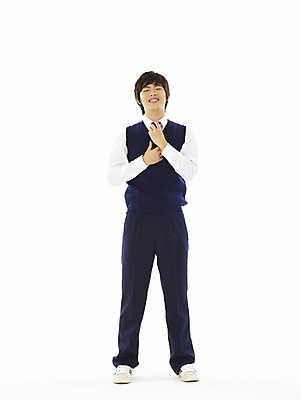 포토 JPG 스튜디오촬영 전신 학생 교육 남자 교복 남학생 포즈 청소년 고등학생 한명 서기 미소 웃음 누끼 사람 10대 스쿨라이프 한국인 남자만 남자한명만 십대만 십대남자만 십대남자한명만 국내포토 1 라이프스타일 옷 학교 모션 실내 표정 동양인 파일형식