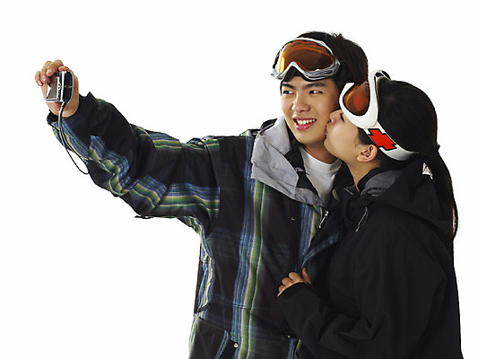 포토 JPG 스튜디오촬영 커플 여학생 여자 남자 남학생 스포츠 겨울 부분 레저 겨울스포츠 고글 사람 상반신 두명 10대 레포츠 친구 카메라 사진촬영 한국인 스노우보드 디지털카메라 십대만 국내포토 학생 계절 관계 청소년 실내 동양인 전자제품 촬영 보드_스포츠 파일형식