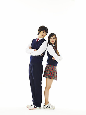 포토 JPG 스튜디오촬영 전신 학생 커플 여학생 여자 교육 남자 교복 남학생 포즈 청소년 고등학생 사랑 누끼 사람 두명 10대 친구 스쿨라이프 우정 한국인 십대만 국내포토 라이프스타일 옷 감정 학교 관계 실내 동양인 파일형식