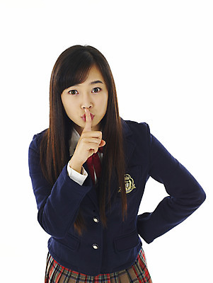 포토 JPG 스튜디오촬영 학생 여학생 여자 교육 교복 포즈 부분 청소년 고등학생 한명 서기 미소 웃음 누끼 사람 손짓 상반신 10대 스쿨라이프 한국인 정숙 여자만 여자한명만 십대만 십대여자만 십대여자한명만 국내포토 1 라이프스타일 옷 학교 모션 실내 표정 동양인 파일형식