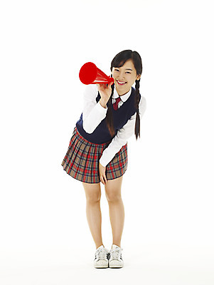포토 JPG 스튜디오촬영 전신 학생 여학생 여자 교육 교복 청소년 고등학생 안내 한명 서기 누끼 사람 10대 스쿨라이프 확성기 한국인 알림 여자만 여자한명만 십대만 십대여자만 십대여자한명만 소식_알림 국내포토 1 라이프스타일 옷 컨셉 학교 모션 실내 동양인 파일형식