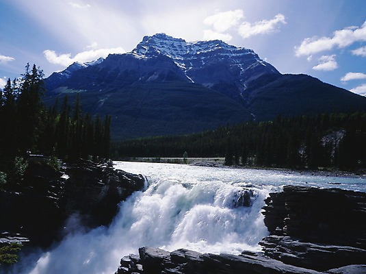 포토 JPG 주간 나무 구름 해외풍경 외국문화 캐나다 북아메리카 자연 하늘 산 풍경 사람없음 야외 물 관광지 폭포 국내포토 자연요소 식물 해외 문화 여행 아메리카 생태계 파일형식