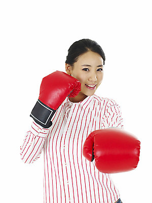 포토 스튜디오촬영 직업 학생 여자 대학생 포즈 실내 한명 미소 웃음 누끼 사람 상반신 20대 성인 청춘 캠퍼스라이프 경쟁 권투 글러브 권투글러브 펀치 여자만 여자한명만 성인여자만 청년만 청년여자만 성인한명만 청년여자한명만 성인여자한명만 성인만 국내포토 1 라이프스타일 스포츠용품 장갑 컨셉 모션 표정 청년 내부 격투기 파일형식