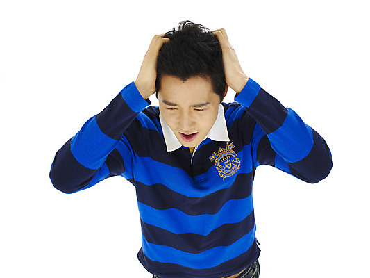 포토 스튜디오촬영 직업 학생 남자 대학생 생각 스트레스 실내 한명 누끼 사람 손짓 상반신 20대 성인 청춘 캠퍼스라이프 고민 괴로움 남자만 남자한명만 성인남자만 청년만 청년남자만 청년남자한명만 성인한명만 성인남자한명만 성인만 국내포토 1 라이프스타일 감정 컨셉 모션 청년 내부 파일형식