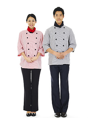 포토 JPG 스튜디오촬영 전신 직업 여자 남자 실내 서기 미소 웃음 누끼 사람 동양인 손짓 20대 성인 두명 앞모습 청춘 요리사 한국인 양손 손모으기 단정 청년만 성인만 가지런함 국내포토 손 뷰포인트 컨셉 모션 표정 인종 청년 내부 파일형식