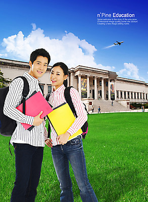 PSD 구름 편집 편집이미지 학생 여자 교육 남자 대학생 가방 하늘 비행기 사람 잔디 두명 책 미술관 대학교 박물관 합성 이미지편집 자연요소 식물 잡화 학교 항공교통 대중교통 파일형식