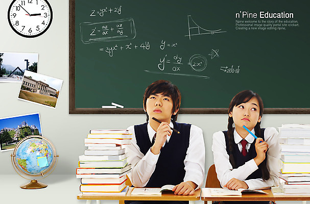 PSD 편집 편집이미지 학생 여자 교육 남자 시계 의자 교실 학교 청소년 고등학생 색연필 사람 두명 책 지구본 칠판 수학 책상 고민 교과서 합성 공식 기념사진 수학공식 열공 진로 진학 십대만 이미지편집 감정 가구 교과목 학용품 교재 학습 파일형식