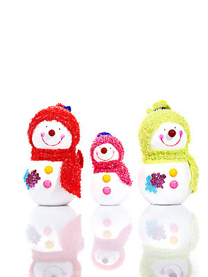 포토 JPG 스튜디오촬영 계절 기념일 인형 크리스마스장식 크리스마스 겨울 눈사람 크리스마스용품 실내 누끼 사람없음 장식 반사 목도리 오브젝트 국내포토 잡화 이벤트 내부 용품 파일형식