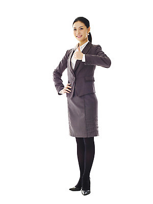 포토 JPG 스튜디오촬영 전신 모델 여자 포즈 비즈니스 손가락 실내 표정 한명 서기 미소 웃음 누끼 사람 동양인 정장 손짓 20대 성인 앞모습 한국인 엄지손가락 우승 최고 비즈니스우먼 여자만 여자한명만 성인여자만 청년만 청년여자만 성인한명만 청년여자한명만 성인여자한명만 성인만 국내포토 1 손 옷 뷰포인트 모션 인종 청년 내부 직장인 파일형식