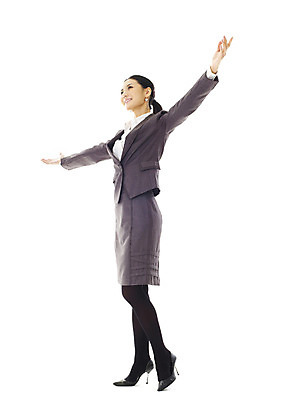 포토 JPG 스튜디오촬영 전신 모델 여자 구두 포즈 비즈니스 팔벌리기 실내 표정 한명 서기 미소 웃음 누끼 사람 동양인 정장 손짓 20대 성인 옆모습 손들기 한국인 양손 비즈니스우먼 양팔 여자만 여자한명만 성인여자만 청년만 청년여자만 성인한명만 청년여자한명만 성인여자한명만 성인만 국내포토 1 손 옷 뷰포인트 신발 모션 인종 청년 내부 직장인 파일형식
