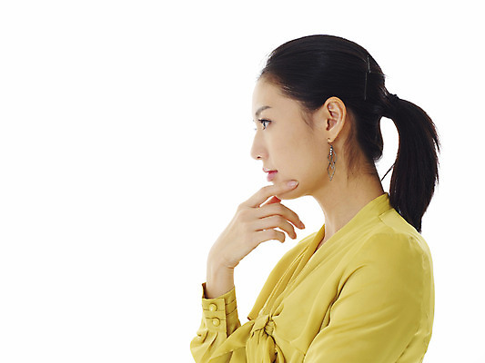 포토 JPG 스튜디오촬영 모델 여자 포즈 생각 비즈니스 상상 실내 한명 누끼 사람 동양인 정장 손짓 상반신 20대 성인 옆모습 턱괴기 한국인 비즈니스우먼 고민 갈등 여자만 여자한명만 성인여자만 청년만 청년여자만 성인한명만 청년여자한명만 성인여자한명만 성인만 국내포토 1 옷 감정 뷰포인트 모션 인종 청년 내부 직장인 파일형식