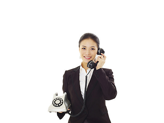 포토 JPG 스튜디오촬영 모델 여자 포즈 비즈니스 실내 한명 서기 미소 웃음 누끼 사람 동양인 정장 손짓 상반신 20대 성인 앞모습 한국인 직장인 비즈니스우먼 전화기 텔레마케팅 통화 여자만 여자한명만 성인여자만 청년만 청년여자만 성인한명만 청년여자한명만 성인여자한명만 성인만 국내포토 직업 1 옷 뷰포인트 모션 표정 인종 청년 내부 서비스업 파일형식