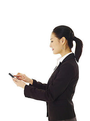 포토 JPG 스튜디오촬영 모델 여자 포즈 비즈니스 실내 한명 서기 누끼 사람 동양인 정장 손짓 상반신 20대 성인 옆모습 컴퓨터 한국인 직장인 비즈니스우먼 휴대용 검색 PDA 탐색 여자만 여자한명만 성인여자만 청년만 청년여자만 성인한명만 청년여자한명만 성인여자한명만 성인만 국내포토 직업 1 옷 뷰포인트 모션 인종 청년 내부 전자제품 오브젝트 파일형식