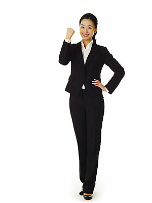 포토 JPG 스튜디오촬영 전신 모델 여자 포즈 비즈니스 실내 한명 서기 미소 웃음 누끼 사람 동양인 정장 손짓 20대 성인 깨끗함 파이팅 한국인 직장인 비즈니스우먼 여자만 여자한명만 성인여자만 청년만 청년여자만 성인한명만 청년여자한명만 성인여자한명만 성인만 국내포토 직업 1 옷 컨셉 모션 표정 인종 청년 내부 파일형식