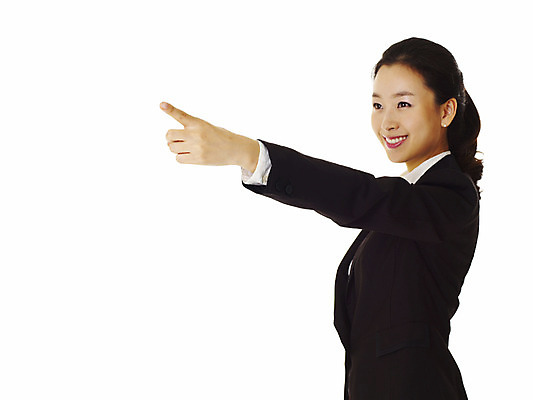 포토 JPG 스튜디오촬영 모델 여자 포즈 비즈니스 손가락 실내 한명 서기 미소 웃음 누끼 사람 동양인 정장 손짓 상반신 20대 성인 한국인 검지손가락 가리킴 직장인 비즈니스우먼 집게손가락 여자만 여자한명만 성인여자만 청년만 청년여자만 성인한명만 청년여자한명만 성인여자한명만 성인만 국내포토 직업 1 손 옷 모션 표정 인종 청년 내부 파일형식