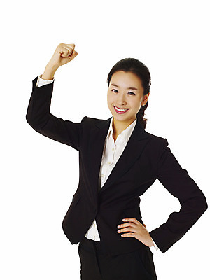 포토 JPG 스튜디오촬영 모델 여자 포즈 비즈니스 실내 한명 서기 미소 웃음 누끼 사람 동양인 정장 손짓 상반신 20대 성인 앞모습 파이팅 주먹 한국인 직장인 비즈니스우먼 여자만 여자한명만 성인여자만 청년만 청년여자만 성인한명만 청년여자한명만 성인여자한명만 성인만 국내포토 직업 1 옷 뷰포인트 모션 표정 인종 청년 내부 파일형식