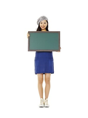 포토 JPG 스튜디오촬영 전신 모델 모자 라이프스타일 원피스 여자 포즈 모션 안내 실내 한명 서기 미소 웃음 들기 누끼 사람 동양인 손짓 이벤트 20대 성인 앞모습 캐주얼 칠판 한국인 알림 추천 베레모 캐주얼원피스 여자만 여자한명만 성인여자만 청년만 청년여자만 성인한명만 청년여자한명만 성인여자한명만 성인만 국내포토 모자_잡화 1 잡화 옷 뷰포인트 표정 인종 청년 내부 생활 파일형식