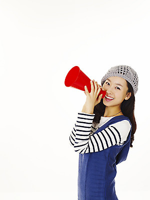 포토 JPG 스튜디오촬영 모델 모자 라이프스타일 원피스 여자 포즈 모션 안내 실내 한명 미소 웃음 누끼 사람 동양인 손짓 이벤트 상반신 20대 성인 옆모습 캐주얼 확성기 소리 한국인 알림 추천 베레모 캐주얼원피스 여자만 여자한명만 성인여자만 청년만 청년여자만 성인한명만 청년여자한명만 성인여자한명만 성인만 국내포토 모자_잡화 1 잡화 옷 뷰포인트 표정 인종 청년 내부 생활 파일형식