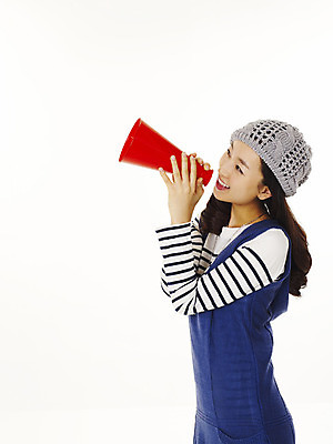 포토 JPG 스튜디오촬영 모델 모자 라이프스타일 원피스 여자 포즈 장신구 모션 안내 실내 한명 누끼 사람 동양인 손짓 이벤트 상반신 20대 성인 옆모습 장식 캐주얼 확성기 소리 한국인 알림 추천 베레모 캐주얼원피스 여자만 여자한명만 성인여자만 청년만 청년여자만 성인한명만 청년여자한명만 성인여자한명만 성인만 국내포토 모자_잡화 1 잡화 옷 뷰포인트 인종 청년 내부 생활 파일형식