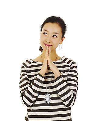 포토 JPG 스튜디오촬영 모델 라이프스타일 여자 포즈 장신구 모션 상상 실내 한명 누끼 사람 동양인 손짓 이벤트 상반신 20대 성인 캐주얼 희망 한국인 기도 소원 여자만 여자한명만 성인여자만 청년만 청년여자만 성인한명만 청년여자한명만 성인여자한명만 성인만 국내포토 1 옷 감정 인종 청년 내부 생활 파일형식