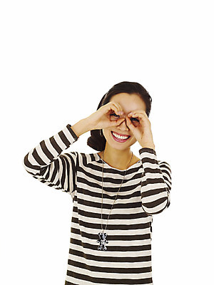 포토 JPG 스튜디오촬영 모델 라이프스타일 여자 포즈 장신구 모션 실내 한명 미소 웃음 누끼 사람 동양인 손짓 이벤트 상반신 20대 성인 캐주얼 한국인 관찰 여자만 여자한명만 성인여자만 청년만 청년여자만 성인한명만 청년여자한명만 성인여자한명만 성인만 국내포토 1 옷 표정 인종 청년 내부 생활 파일형식