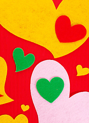 포토 JPG 스튜디오촬영 종이 분홍색 백그라운드 무늬 패턴 기념 실내 사랑 사람없음 장식 빨간색 초록색 컬러풀 노란색 하트 오브젝트 골판지 부직포 펠트지 국내포토 모양 감정 컬러 용지 파일형식