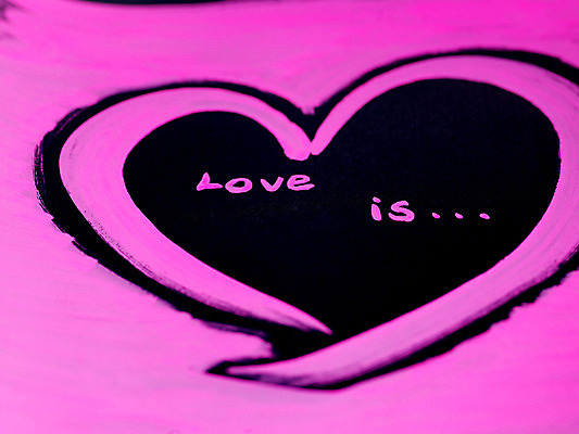 포토 JPG 스튜디오촬영 문자 기호 알파벳 영어 분홍색 백그라운드 패턴 기념 실내 사랑 사람없음 장식 단어 보라색 하트 색칠 그리기 오브젝트 그림 형광색 국내포토 모양 감정 컬러 무늬 모션 파일형식