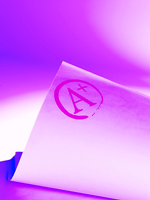 포토 문자 기호 영어 교육 학교 실내 수학 성적 점수 파일형식 스튜디오촬영 오브젝트 알파벳 학점 에이플러스 플러스 덧셈 보고서 평가 대학교 JPG 사람없음 백그라운드 국내포토