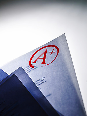 포토 문자 영어 교육 학교 실내 수학 성적 점수 파일형식 스튜디오촬영 알파벳 오브젝트 학점 에이플러스 보고서 덧셈 대학교 평가 기호 JPG 사람없음 백그라운드 국내포토