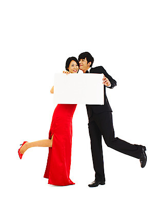 포토 JPG 스튜디오촬영 전신 커플 드레스 여자 기념일 남자 신부 포즈 신랑 결혼 나비넥타이 안내 알림판 실내 서기 미소 웃음 누끼 사람 동양인 정장 턱시도 손짓 이벤트 20대 성인 두명 빨간색 청춘 한국인 알림 메모판 이브닝드레스 에프터드레스 피로연드레스 청년만 성인만 국내포토 옷 컬러 컨셉 관계 모션 넥타이 표정 인종 청년 내부 파일형식