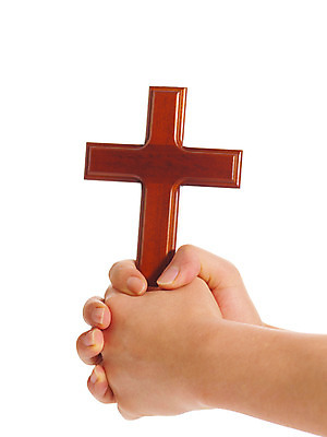 포토 JPG 스튜디오촬영 손 기독교 종교 상징 십자가 종교용품 기독교용품 손짓 목재 신체부위 오브젝트 국내포토 나무 재료 모션 실내 사람 파일형식
