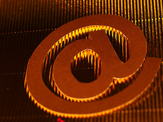 포토 JPG 문자 기호 상징 백그라운드 인터넷 표시 사람없음 이메일 A 골뱅이기호 골판지 국내포토 알파벳 종이 파일형식