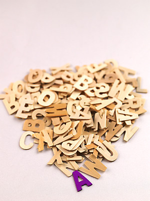 포토 JPG 모양 문자 기호 알파벳 영어 교육 조각 무늬 사랑 사람없음 목재 보라색 하트 오브젝트 A 국내포토 나무 감정 컬러 재료 파일형식