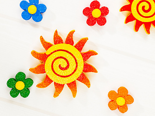 포토 JPG 스튜디오촬영 모양 식물 계절 꽃 사람없음 장식 태양 모형 봄 오브젝트 교구 국내포토 자연요소 교육 실내 파일형식