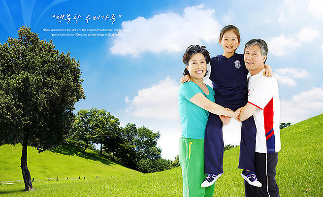 PSD 나무 식물 구름 편집이미지 공원 여자 할아버지 노년 남자 할머니 어린이 가족 놀이 하늘 손녀 웃음 사람 소녀 잔디 세명 승마 손주 기마자세 이미지편집 자연요소 공공시설 스포츠 포즈 관계 표정 성인 파일형식