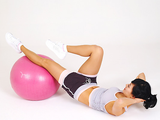 포토 JPG 스튜디오촬영 전신 라이프스타일 여자 몸매관리 다이어트 실내 건강 한명 웃음 누끼 사람 손짓 20대 성인 라이프 운동복 눕기 운동 건강관리 운동기구 스트레칭 한국인 짐볼 윗몸일으키기 여자만 여자한명만 성인여자만 청년만 청년여자만 성인한명만 청년여자한명만 성인여자한명만 성인만 국내포토 1 옷 모션 표정 관리 동양인 청년 내부 생활 헬스 파일형식