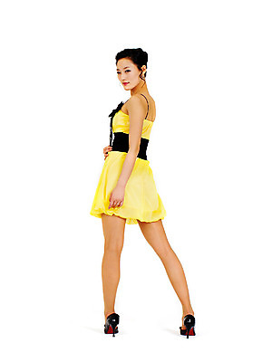 포토 JPG 스튜디오촬영 전신 원피스 여자 포즈 모션 실내 한명 서기 누끼 사람 동양인 손짓 이벤트 20대 성인 뒷모습 치마 파티 한국인 미니원피스 여자만 여자한명만 성인여자만 청년만 청년여자만 성인한명만 청년여자한명만 성인여자한명만 성인만 국내포토 1 옷 뷰포인트 하의 인종 청년 내부 파일형식