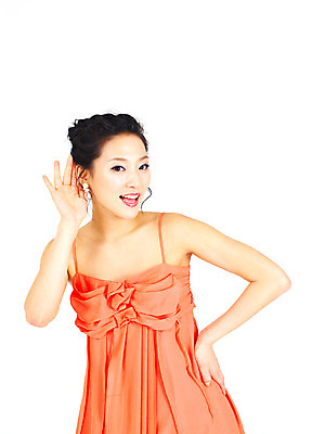 포토 JPG 스튜디오촬영 드레스 원피스 여자 포즈 모션 실내 한명 서기 미소 웃음 누끼 사람 동양인 손짓 이벤트 상반신 20대 성인 치마 한국인 여자만 여자한명만 성인여자만 청년만 청년여자만 성인한명만 청년여자한명만 성인여자한명만 성인만 국내포토 1 옷 하의 표정 인종 청년 내부 파일형식