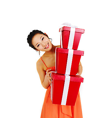 포토 JPG 스튜디오촬영 전신 드레스 원피스 여자 포즈 모션 실내 선물 한명 서기 미소 웃음 들기 누끼 사람 동양인 손짓 이벤트 20대 성인 앞모습 선물상자 치마 파티 한국인 즐거움 여자만 여자한명만 성인여자만 청년만 청년여자만 성인한명만 청년여자한명만 성인여자한명만 성인만 국내포토 1 옷 감정 뷰포인트 하의 표정 인종 청년 내부 상자 파일형식